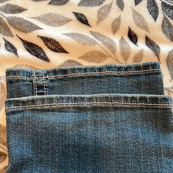 Miss Me Jeans - Picture 12 of 12